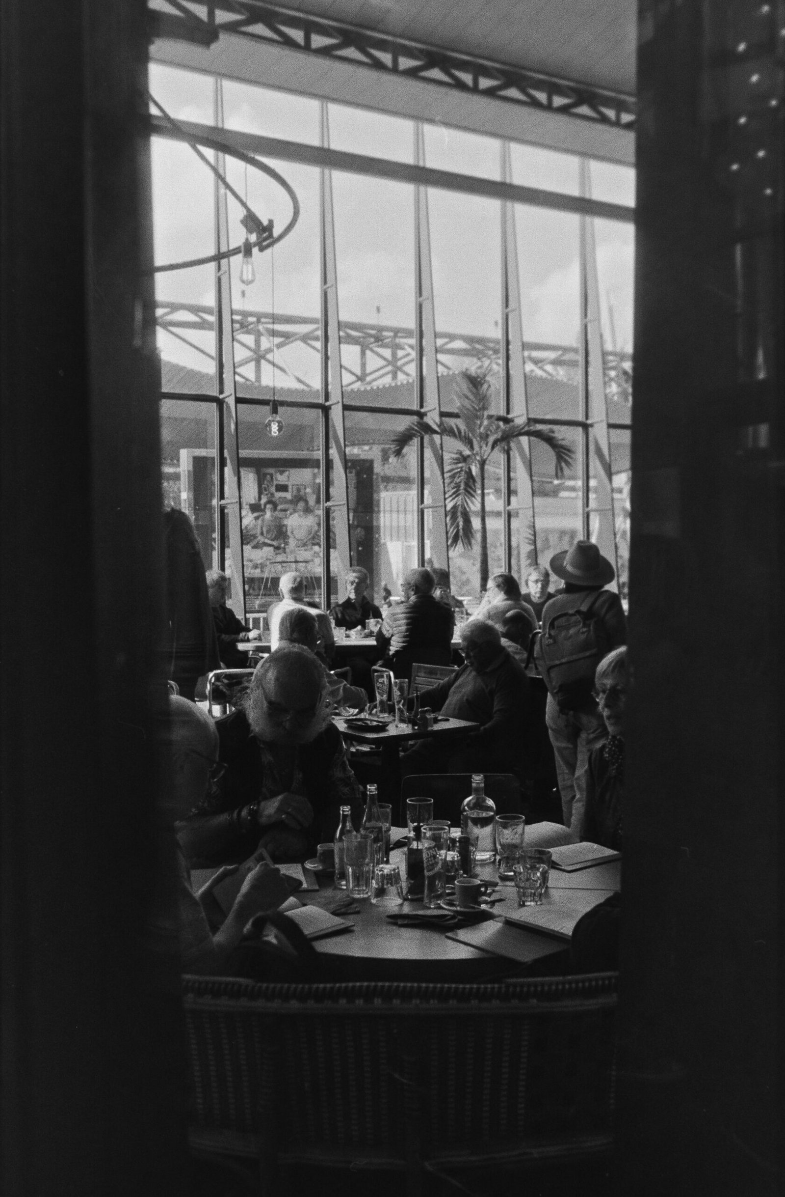 repas de famille restaurant | Lens Art Création
